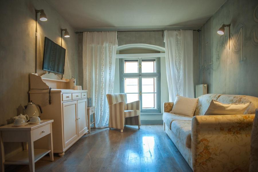 Art Boutique Hotel Buergerhaus 拉斯特 外观 照片